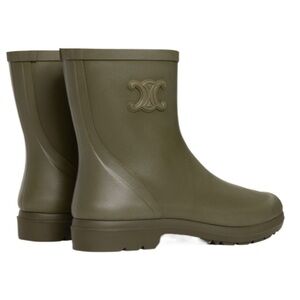 CELINE SHORT TRIOMPHE RAIN BOOT
KHAKI US 8